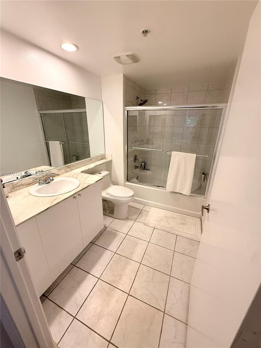 VENTURE WEST · #313 in Aventura - Photo 6