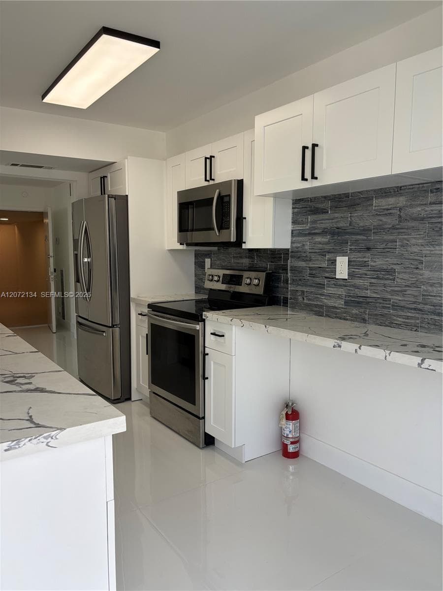 SILVER THATCH ATLANTIC PL · #515 in Pompano Beach - Photo 11
