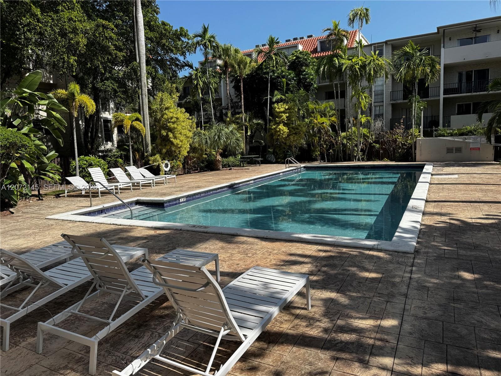 Dadeland Grove · #A403 in Pinecrest - Photo 22