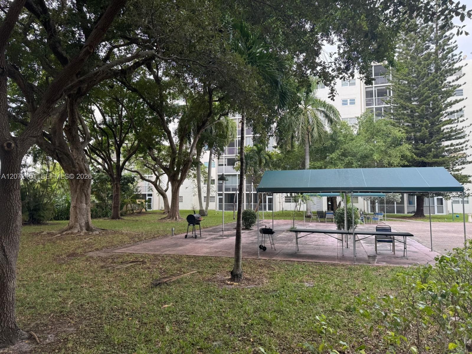 MEADOWBROOK CONDO APTS BL · #302 in Hallandale Beach - Photo 35
