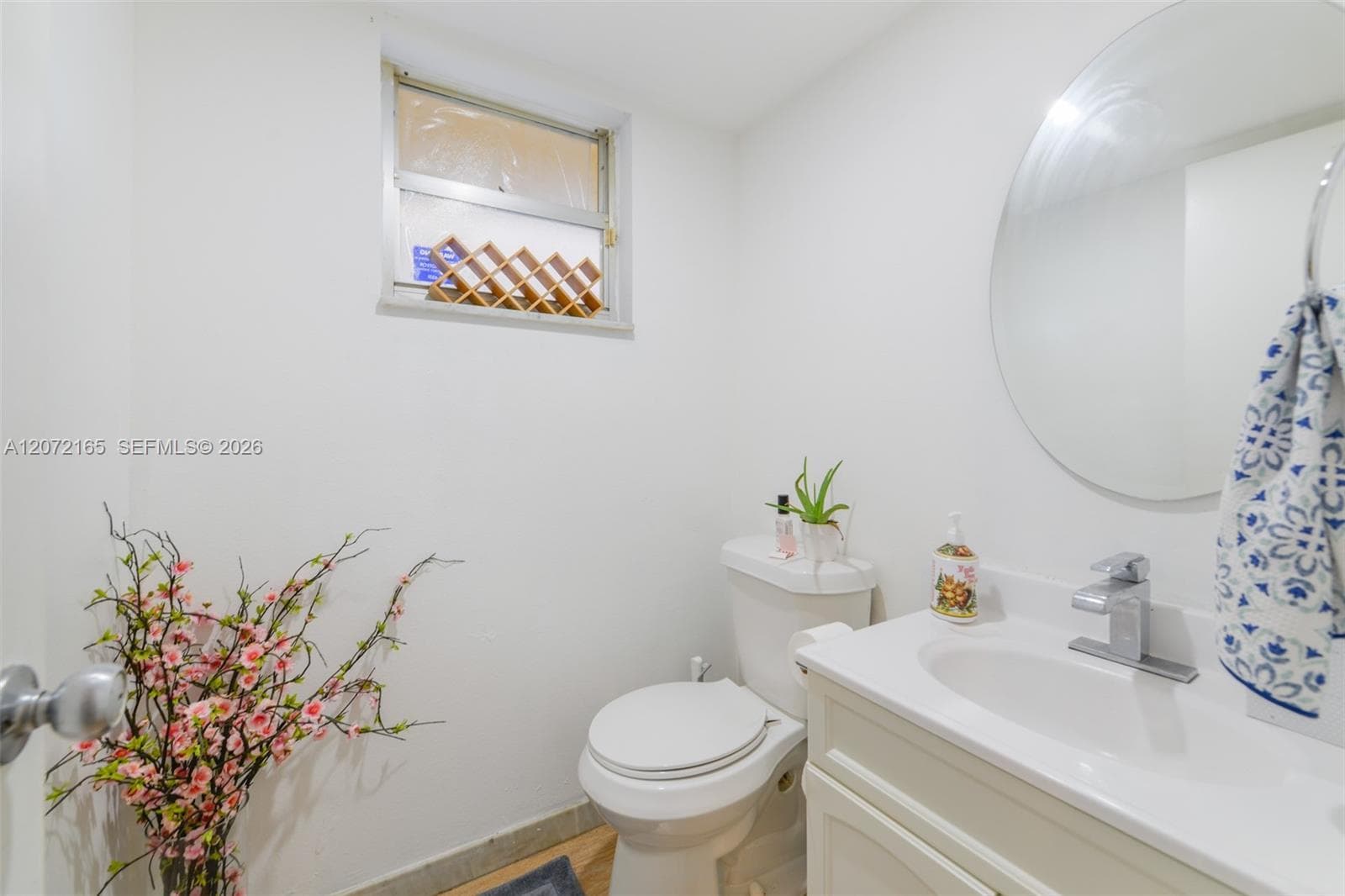 Half bath (downstairs)