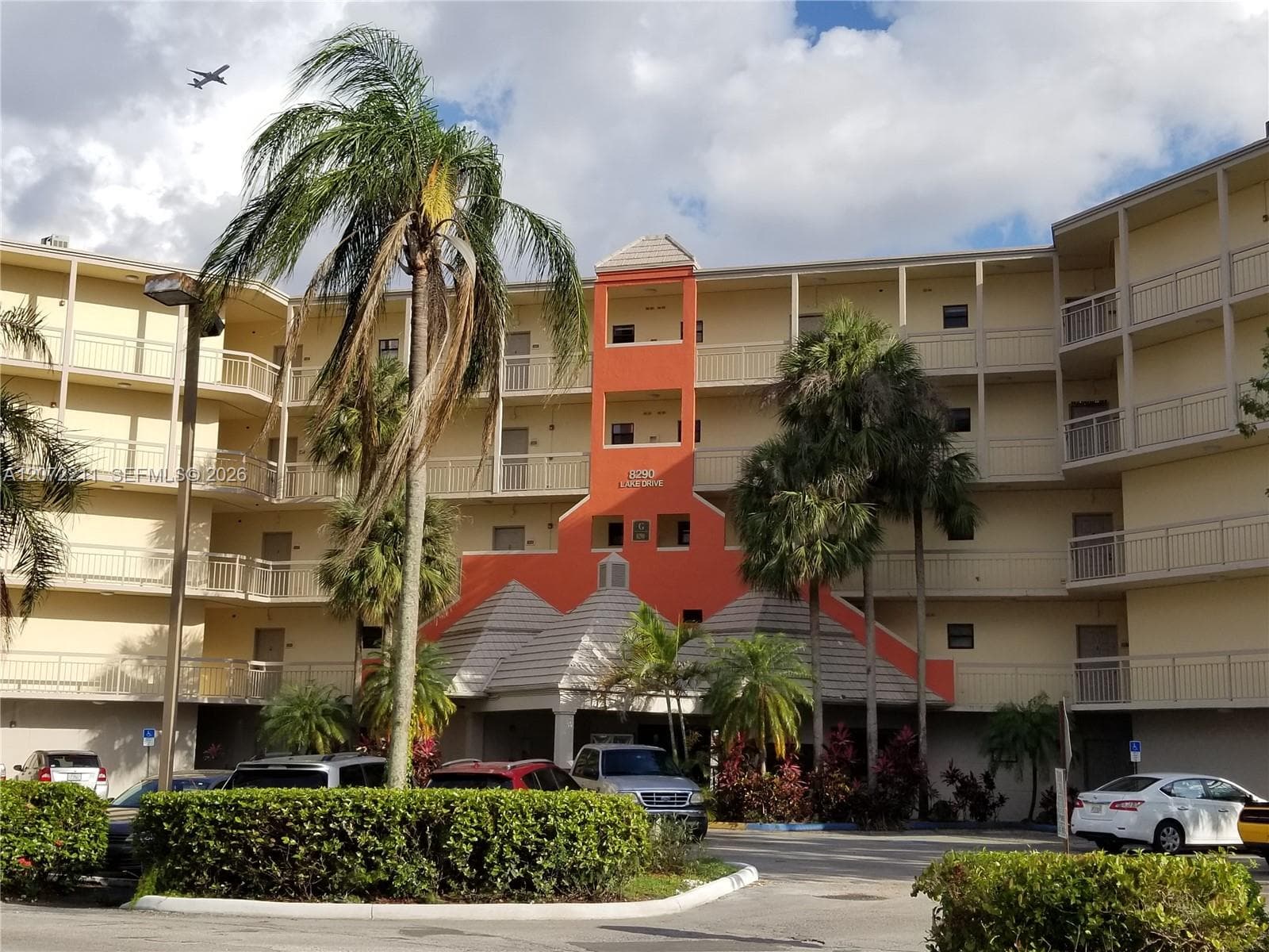 LAS VISTAS AT DORAL CONDO · #440 in Doral - Photo 1