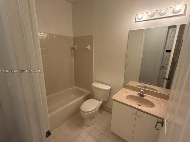 2245 NE 42nd Ave photo 13