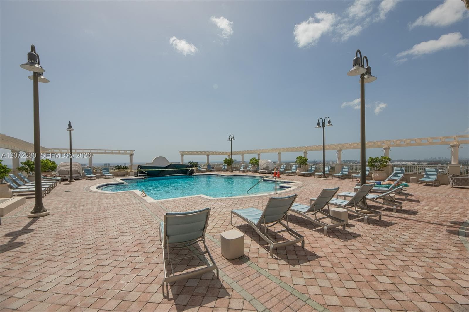 NURIVER LANDING CONDO · #2111 in Fort Lauderdale - Photo 4