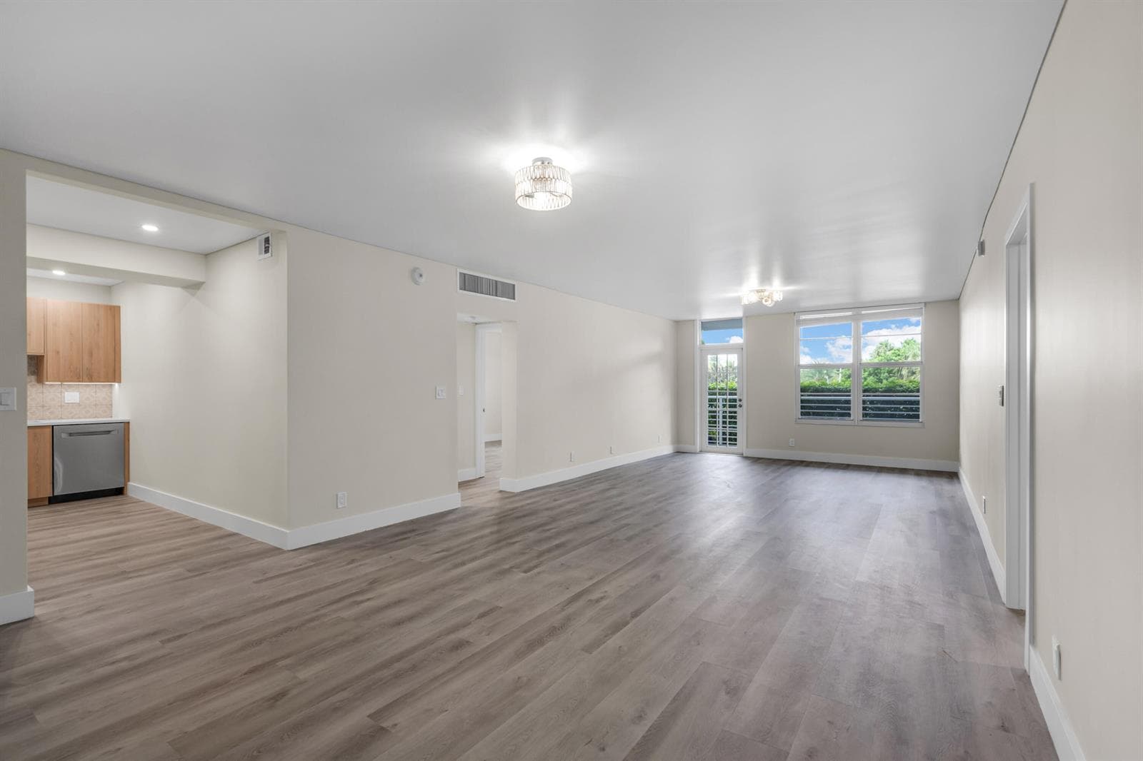 2851SOCEANBLVD#1B-5