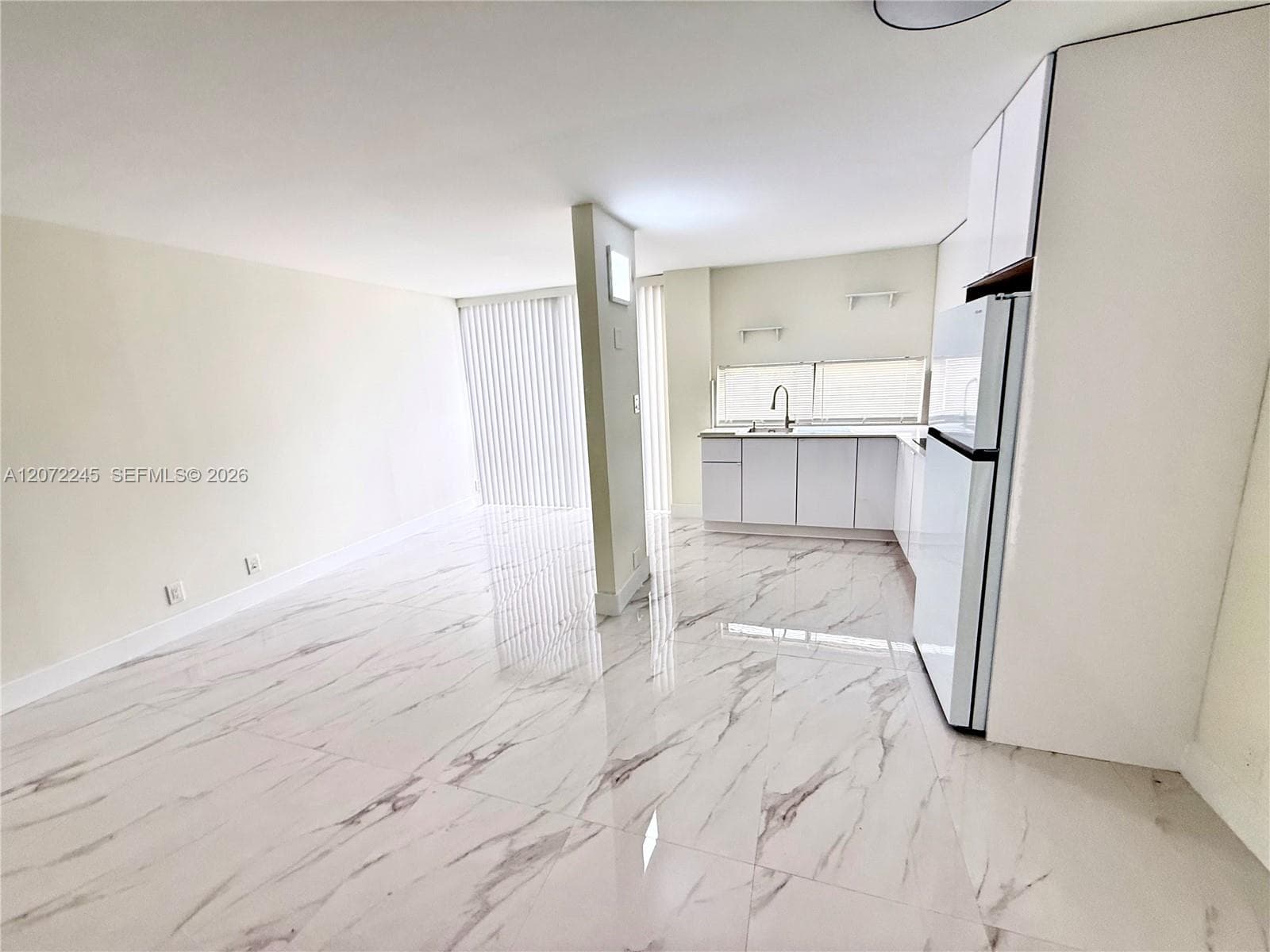 PLAZA OF AMERICAS CONDO P · #817 in Sunny Isles Beach - Photo 2