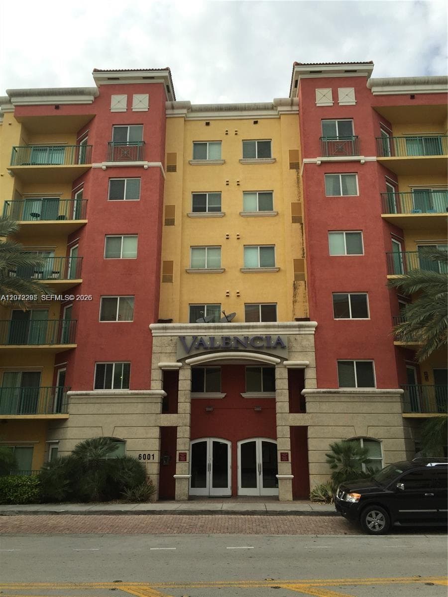 VALENCIA SOUTH MIAMI · #620 in South Miami - Photo 17
