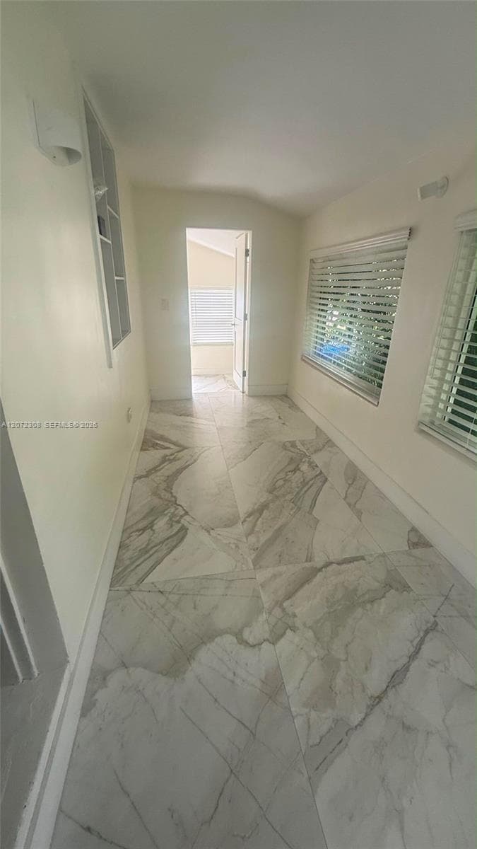 52 NE 51st St photo 2