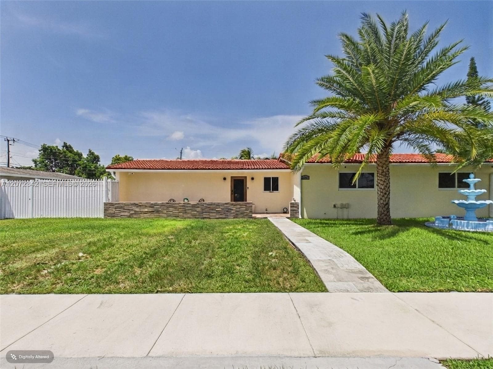 9601 SW 183rd St photo 3