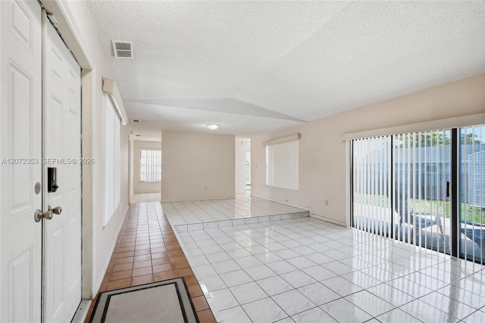 16604 SW 104th Ct photo 2
