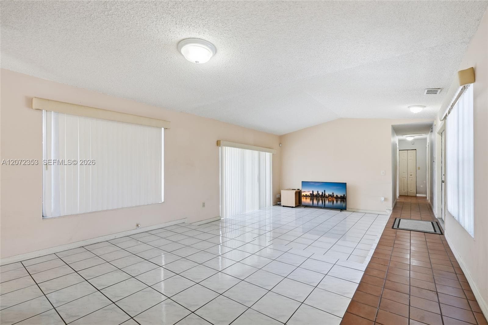 16604 SW 104th Ct photo 6