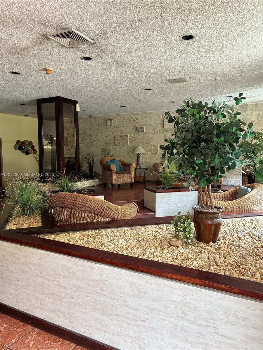 PLAZA OF WESTLAND CONDO · #904 in Hialeah - Photo 27