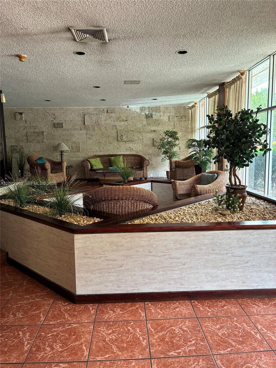 PLAZA OF WESTLAND CONDO · #904 in Hialeah - Photo 26