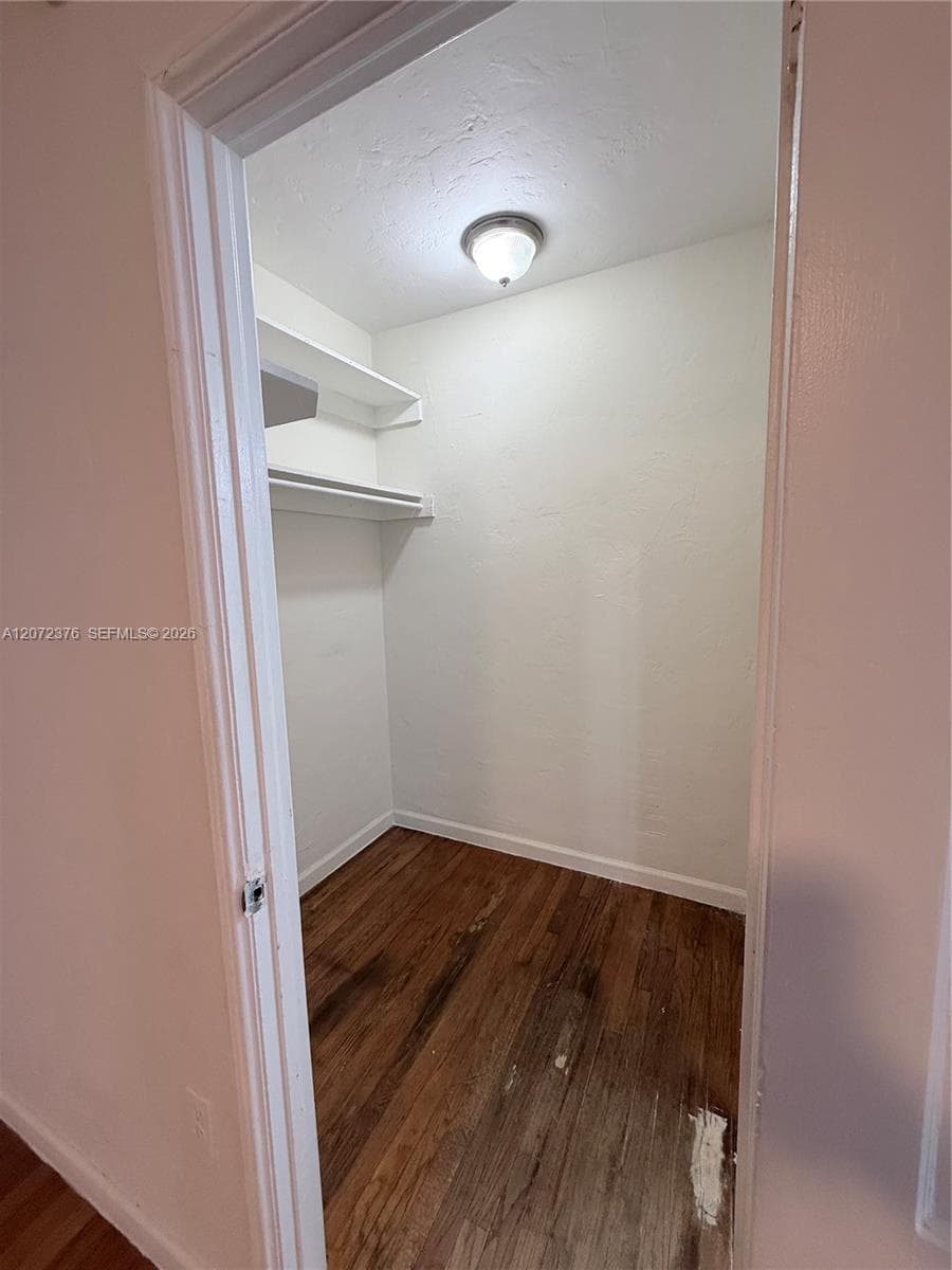 THE CORONET CONDO · #16 in Miami Beach - Photo 8