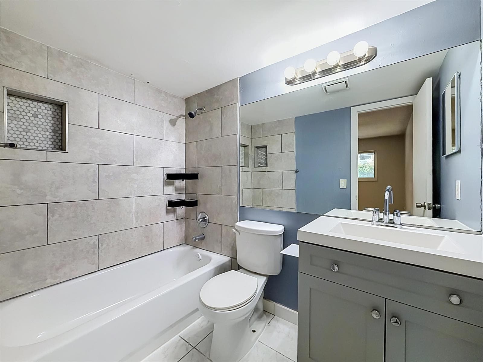 207 Tropic Isle Drive #113-42
