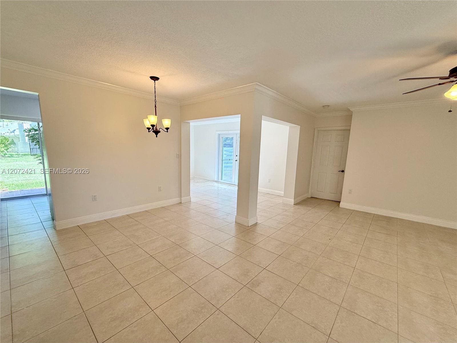14353 SW 150th Ter photo 6
