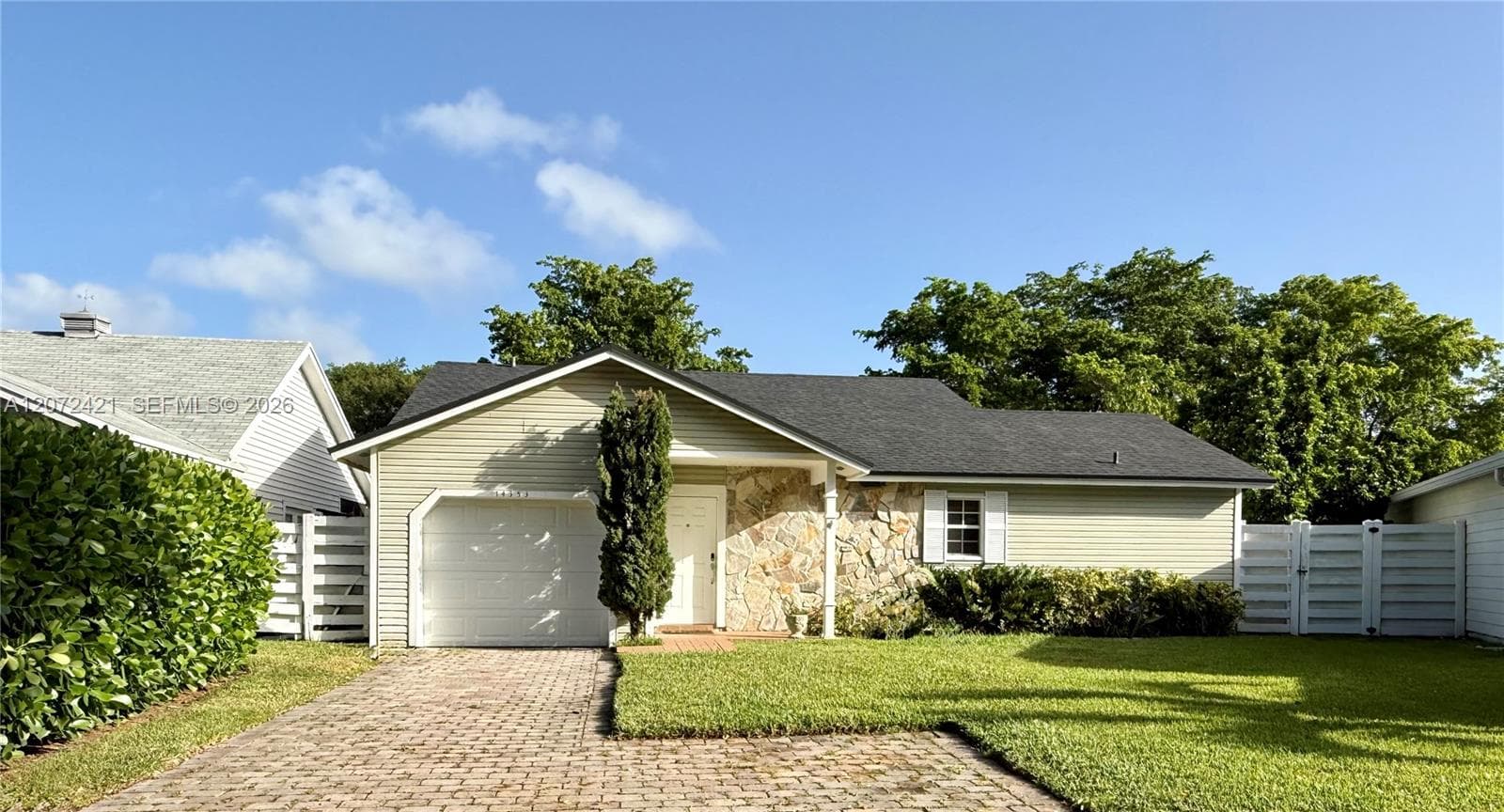14353 SW 150th Ter photo 32