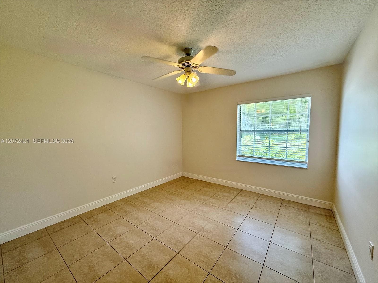14353 SW 150th Ter photo 14
