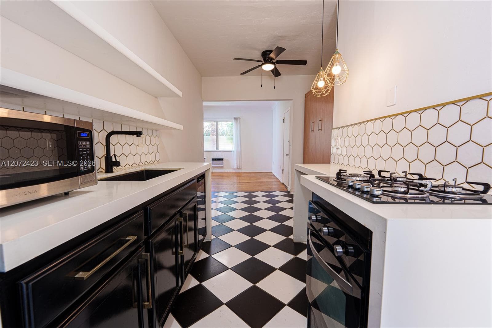 THE GATSBY CONDO · #10 in Miami Beach - Photo 7