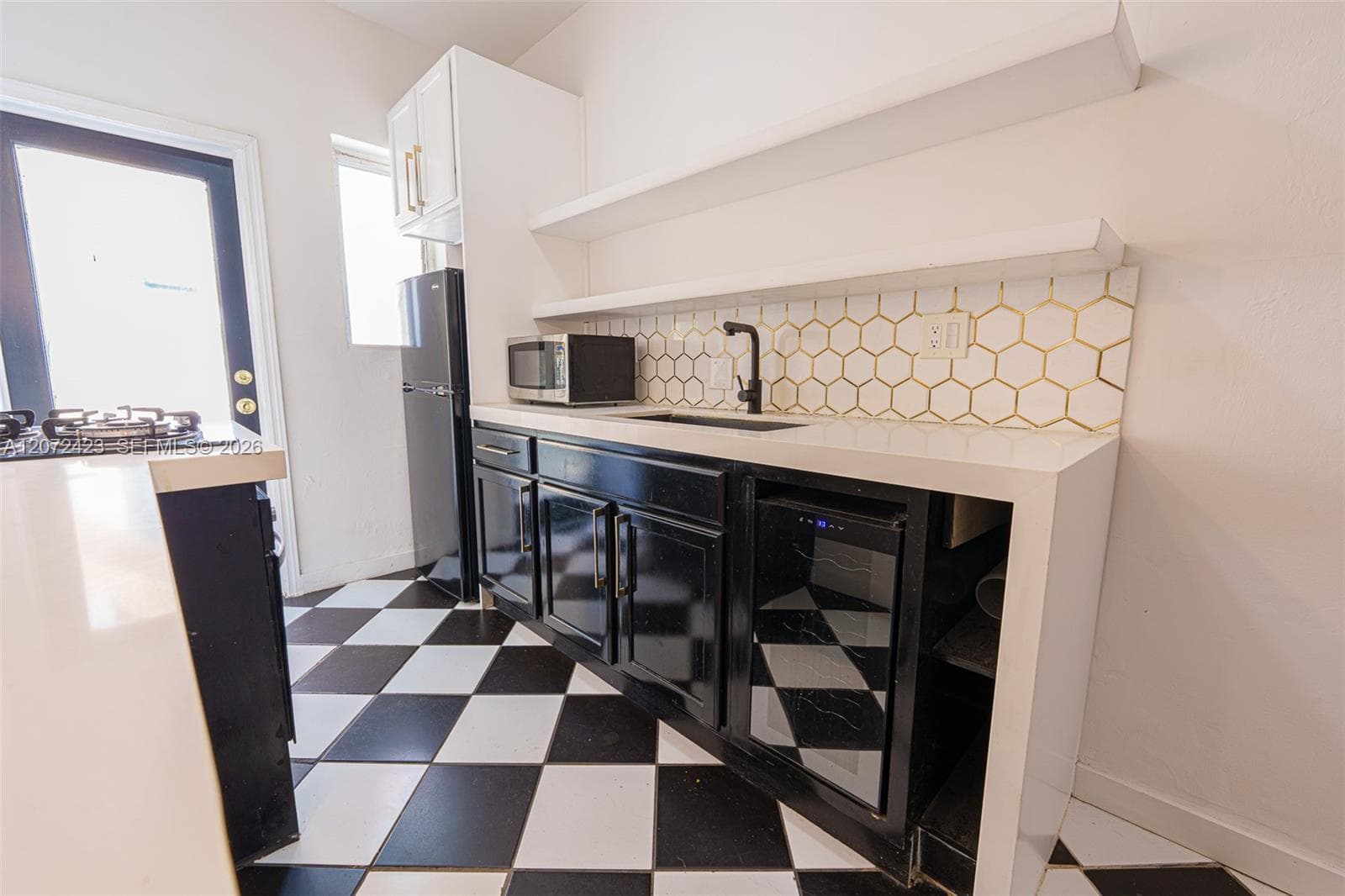 THE GATSBY CONDO · #10 in Miami Beach - Photo 8