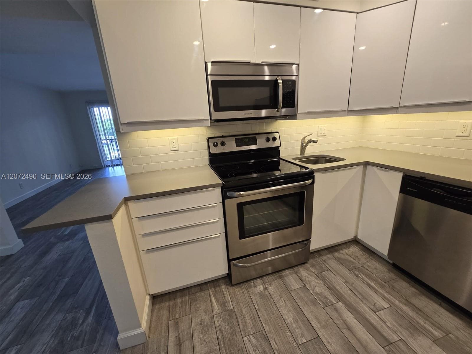 CASA DEL RIO CONDO · #201 in Boca Raton - Photo 3