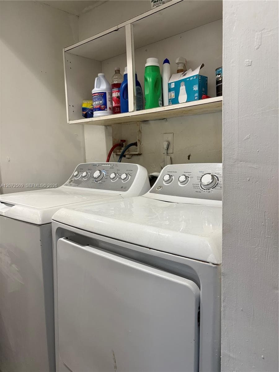 17180 SW 94th Ave #701 photo 7