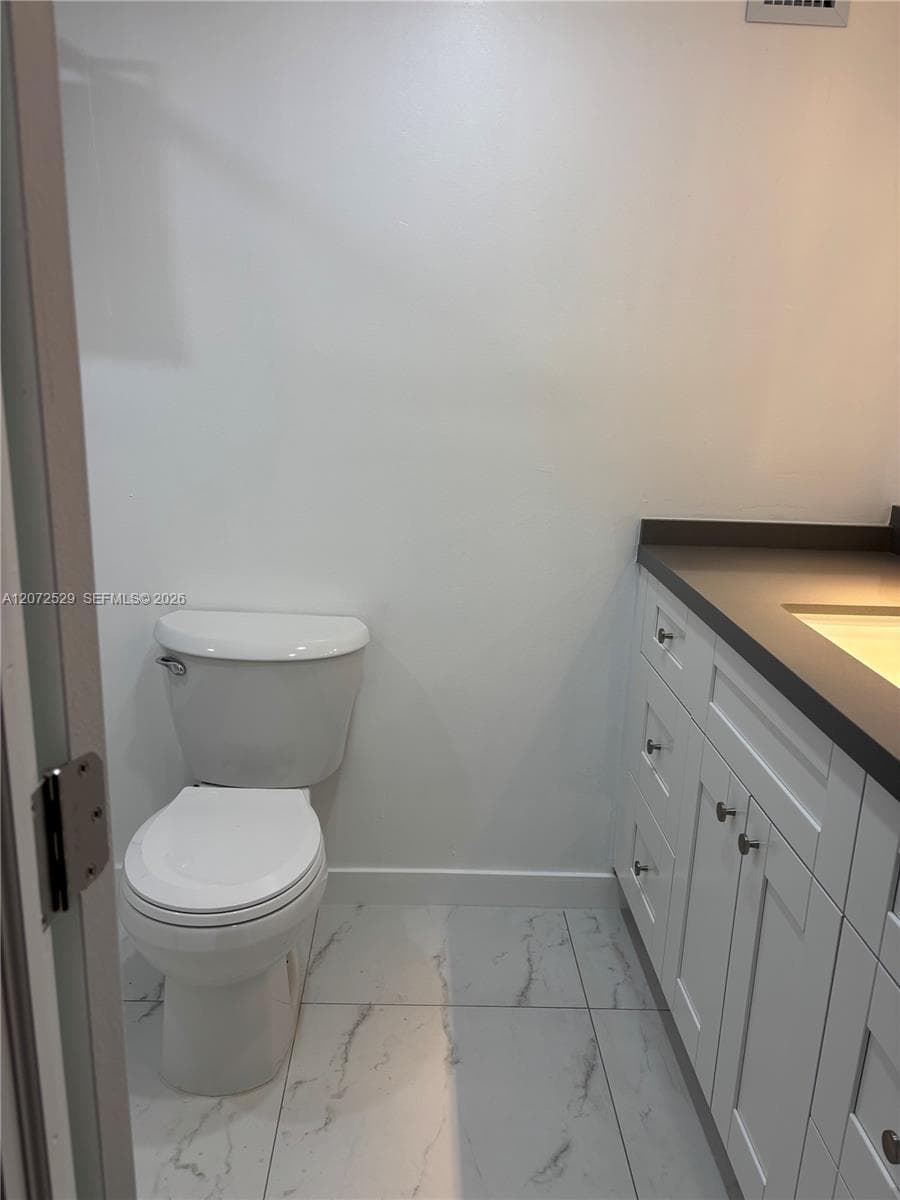 DESOTO PARK CONDO · #320 in Hallandale Beach - Photo 26