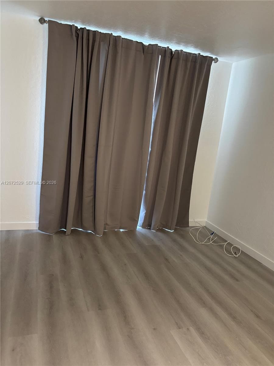 DESOTO PARK CONDO · #320 in Hallandale Beach - Photo 9