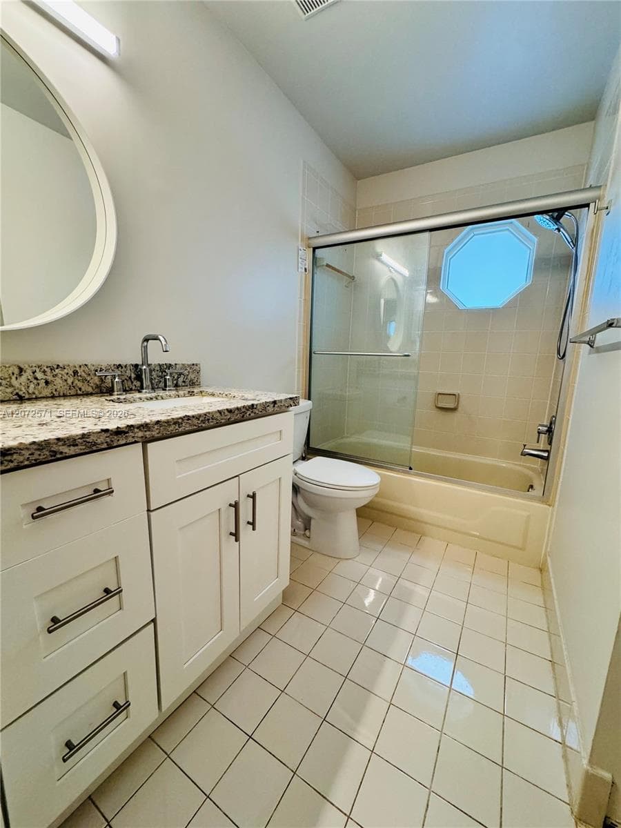 1480 Sweetbay Way photo 17