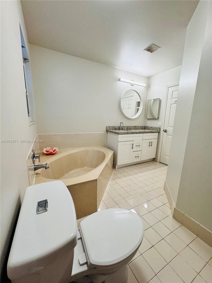 1480 Sweetbay Way photo 11