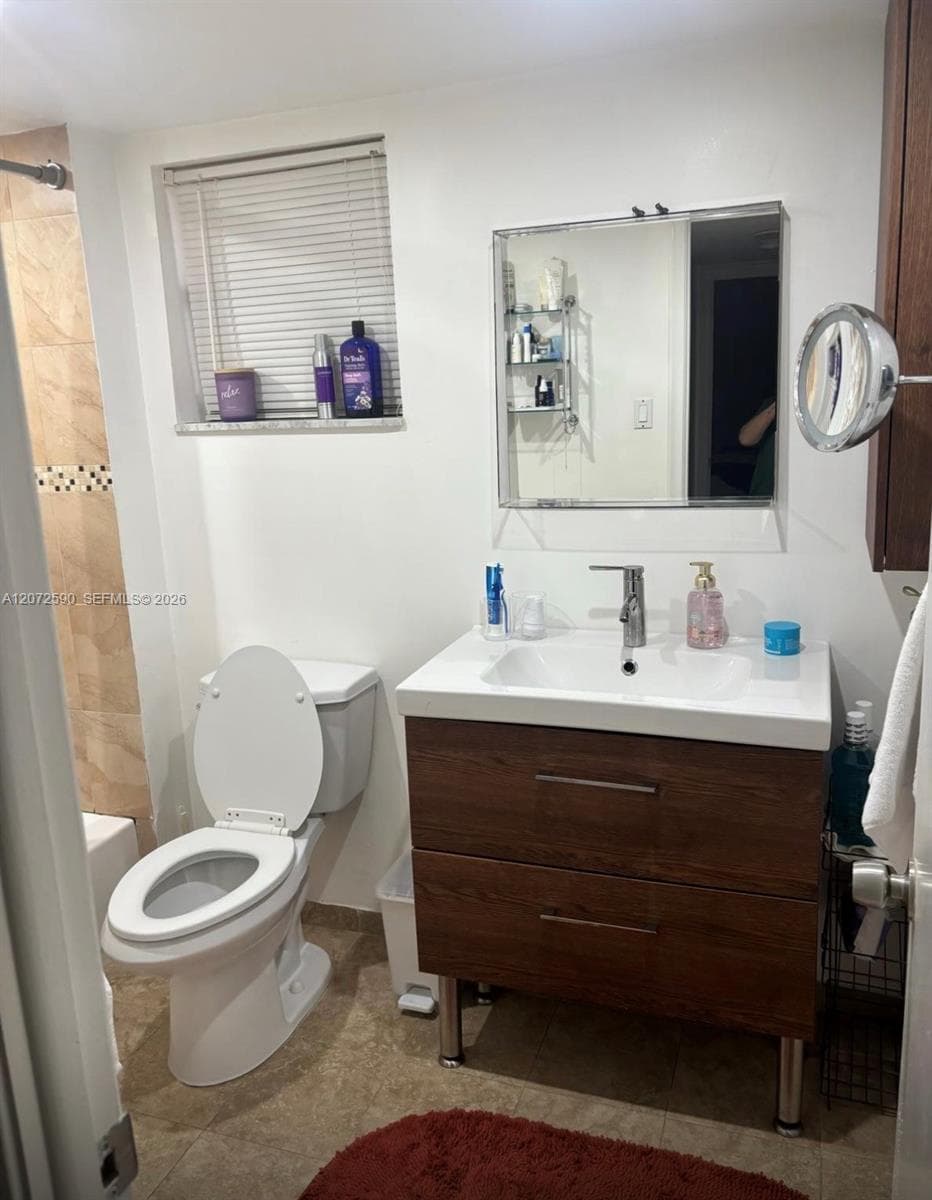 MEADOWBROOK CONDO · #704 in Hallandale Beach - Photo 7