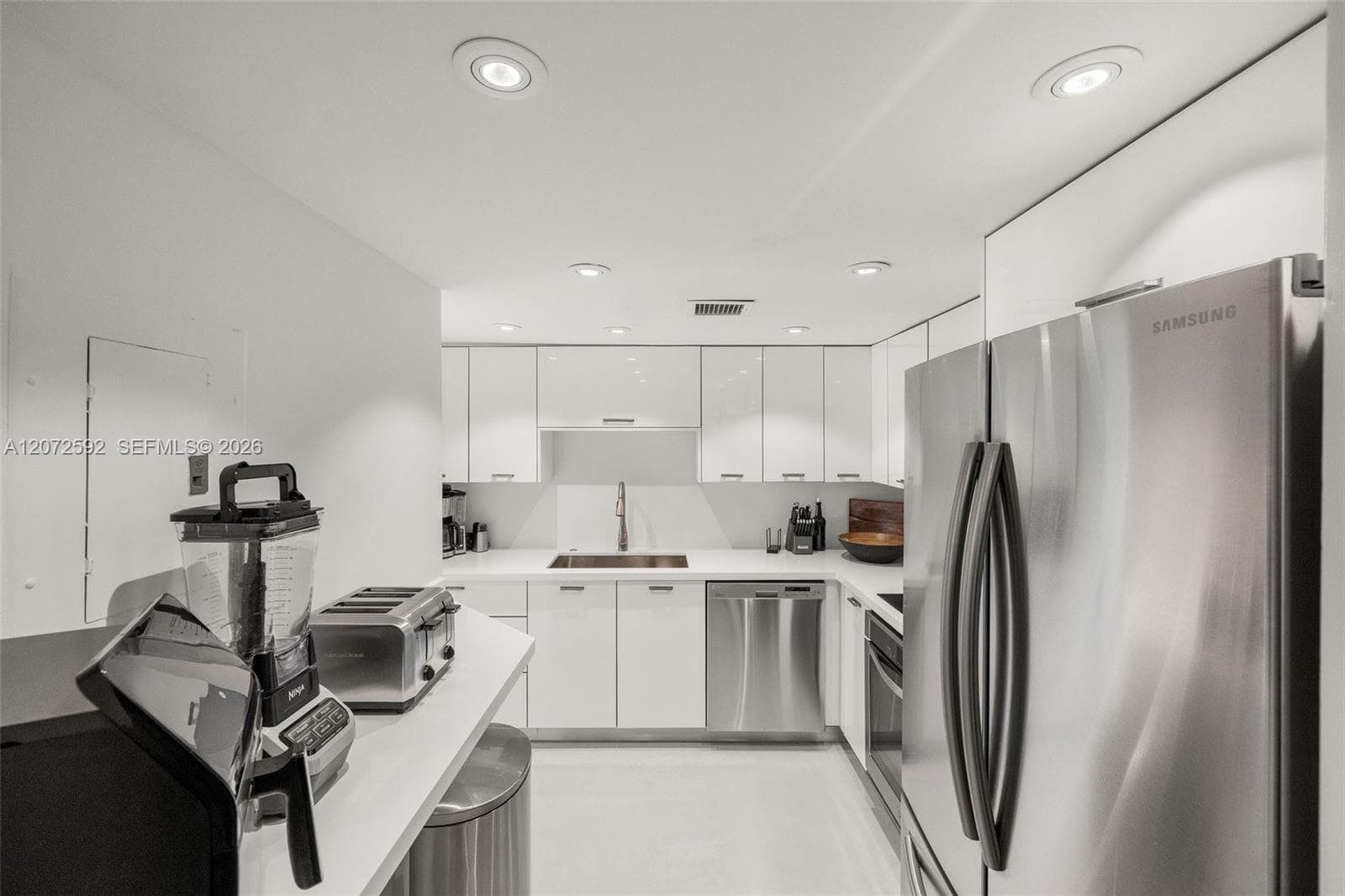 THE FLORIDIAN CONDO · #709 in Miami Beach - Photo 16