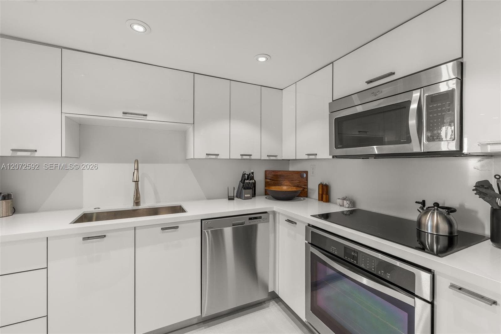THE FLORIDIAN CONDO · #709 in Miami Beach - Photo 14