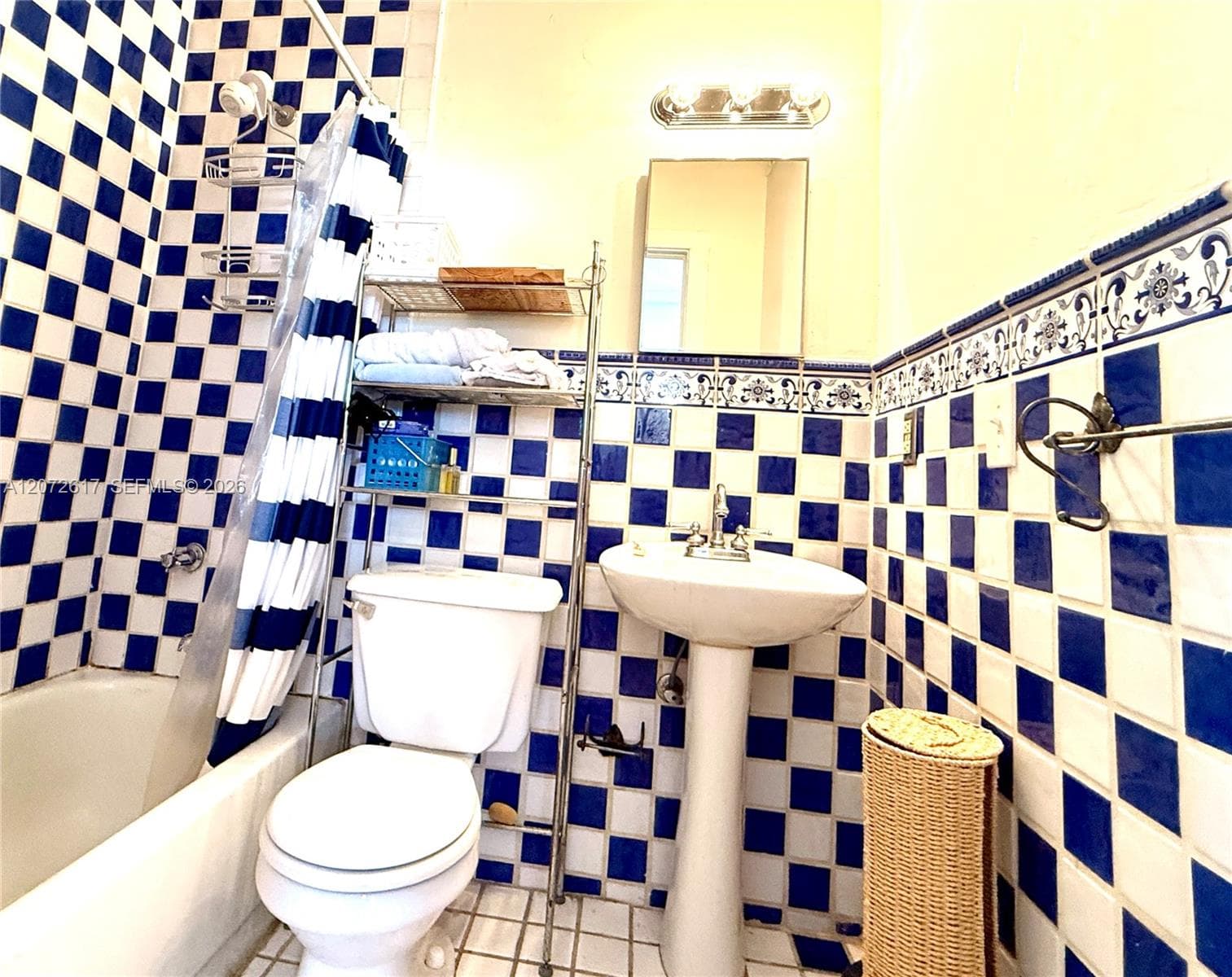 VENETIAN MANOR · #304 in Miami Beach - Photo 9