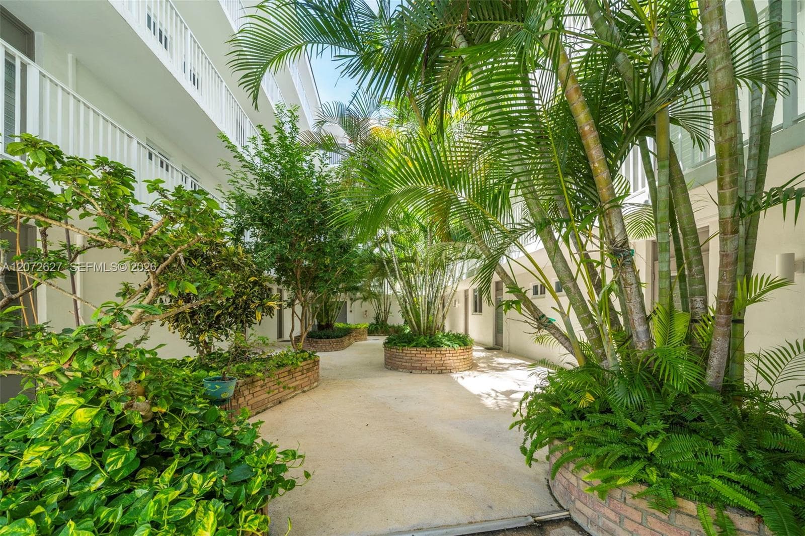 Bayside Terrace Condo · #4B in Miami Beach - Photo 2