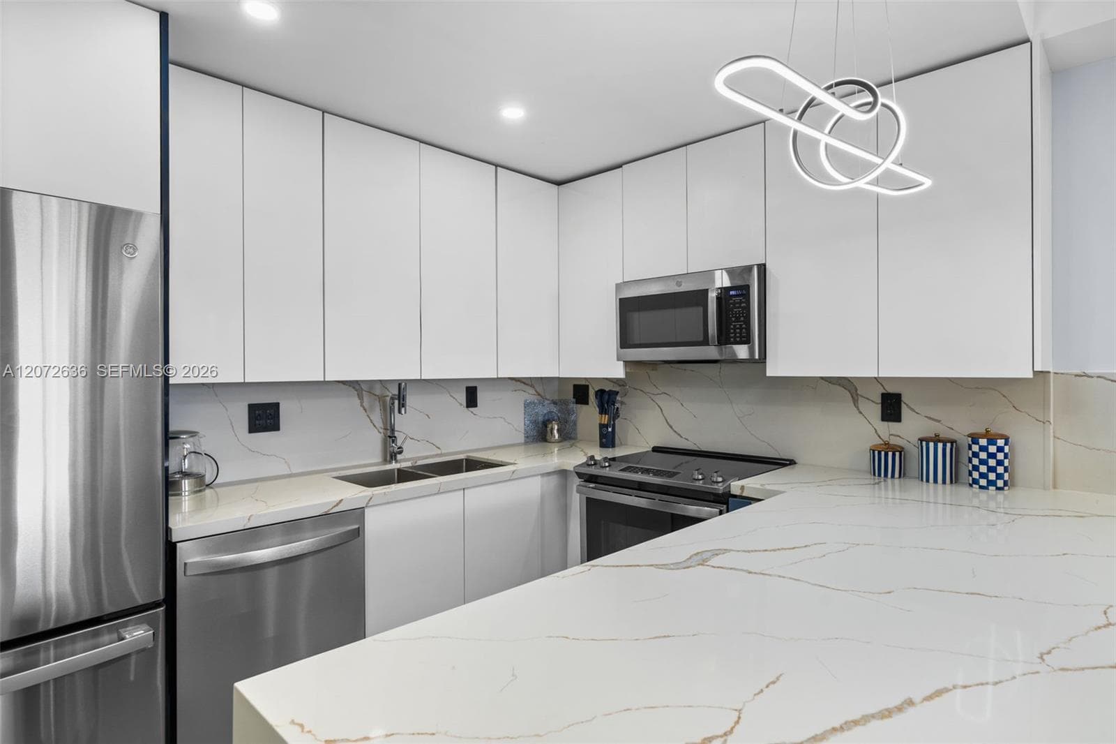 OCEANVIEW BUILDING B · #826 in Sunny Isles Beach - Photo 4