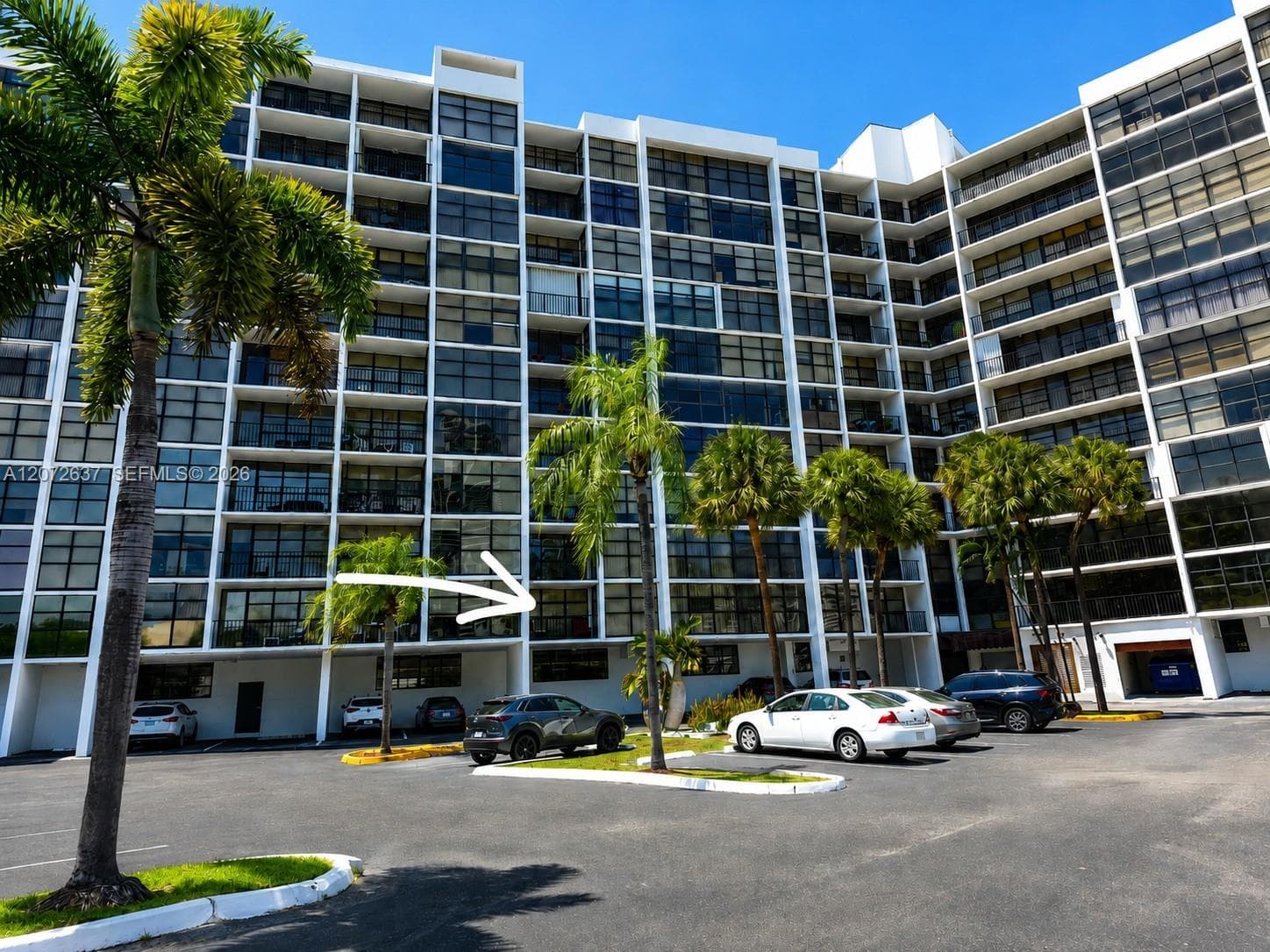 TOWERS OF OCEANVIEW SOUTH · #224 in Hallandale Beach - Photo 23