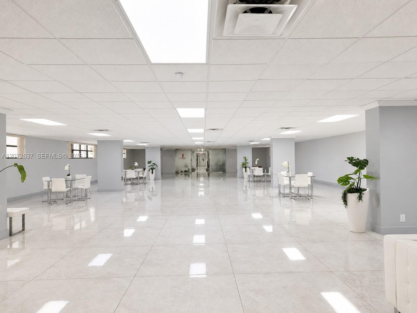 TOWERS OF OCEANVIEW SOUTH · #224 in Hallandale Beach - Photo 32