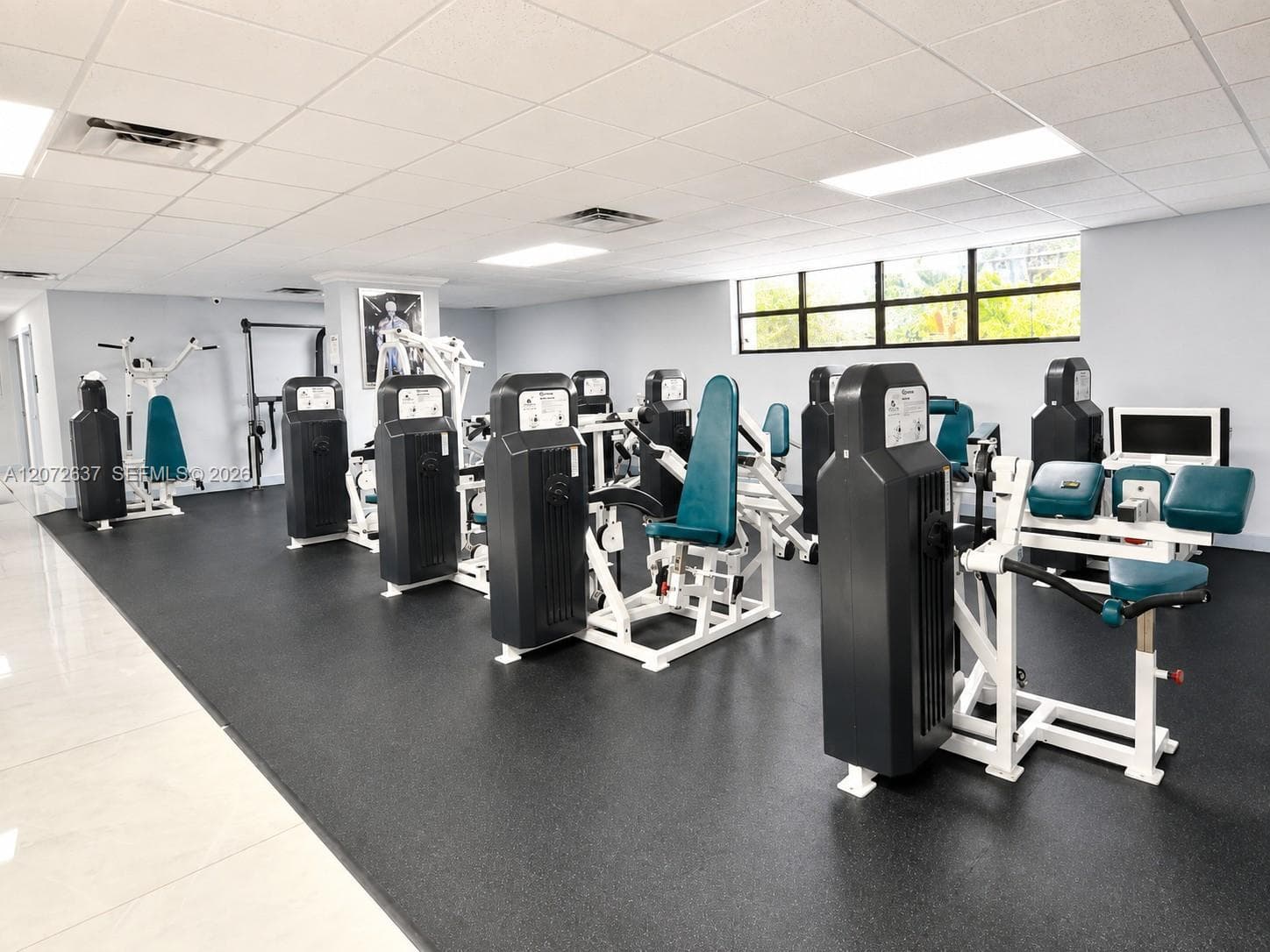 TOWERS OF OCEANVIEW SOUTH · #224 in Hallandale Beach - Photo 34