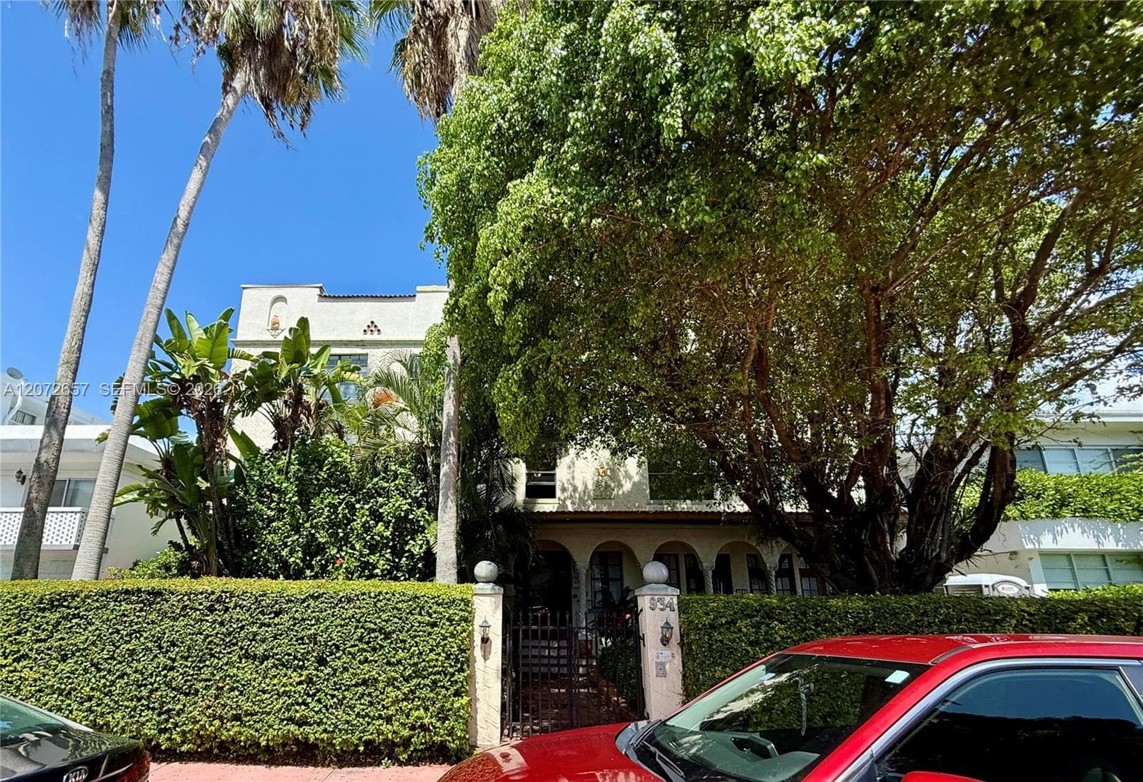 VENETIAN MANOR CONDO · #304 in Miami Beach - Photo 30