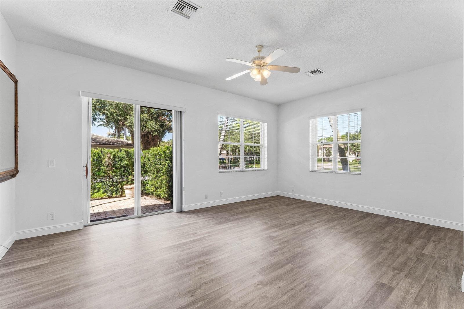 009-542TomahawkCourt-PalmBeachGardens-FL