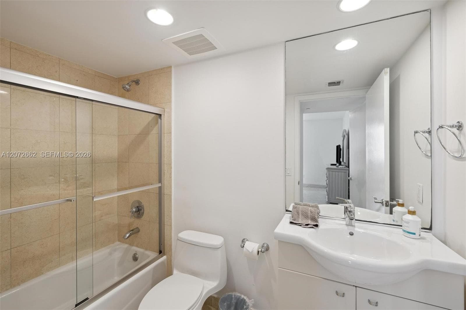 BEACH CLUB TWO CONDO · #4303 in Hallandale Beach - Photo 25