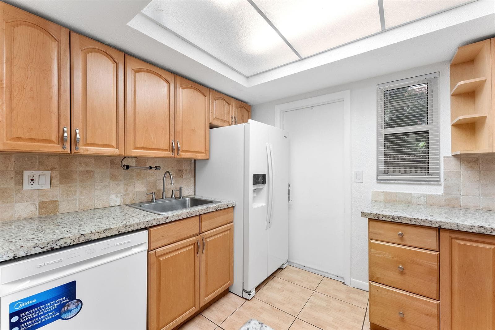 1-web-or-mls-DSC09636