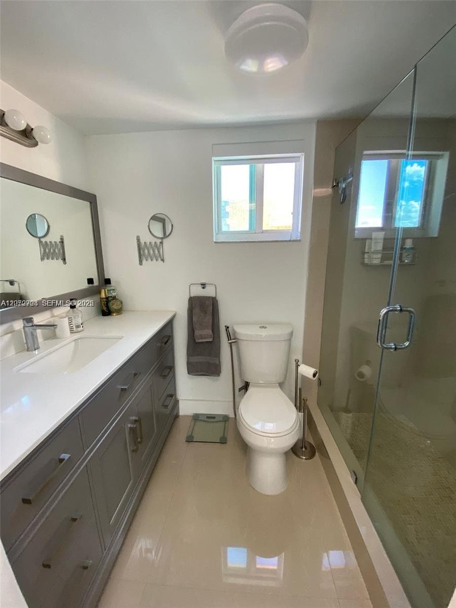 SURFSIDE PALMS CONDO · #512 in Surfside - Photo 7