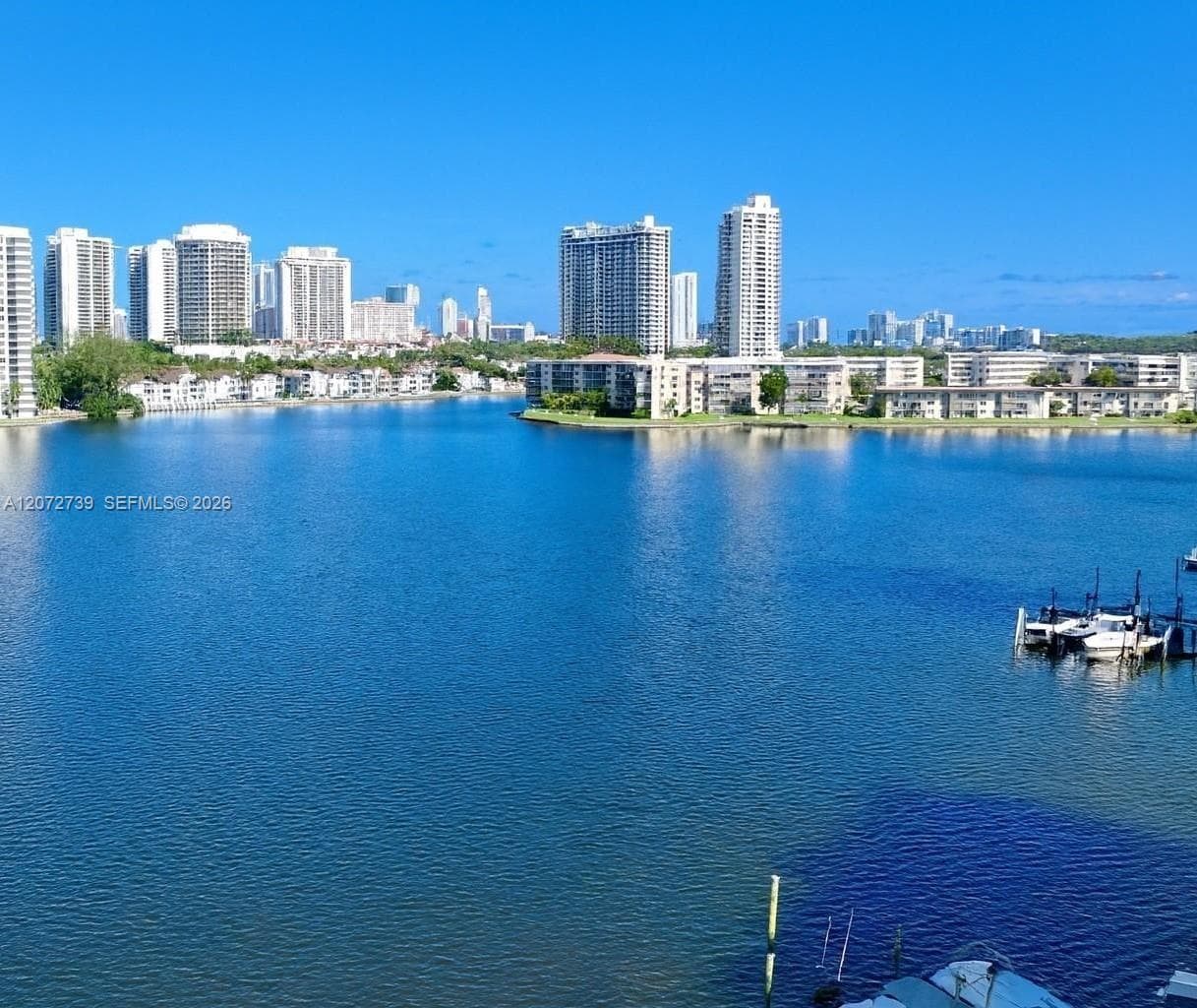 COMMODORE PLAZA CONDO · #717 in Aventura - Photo 23