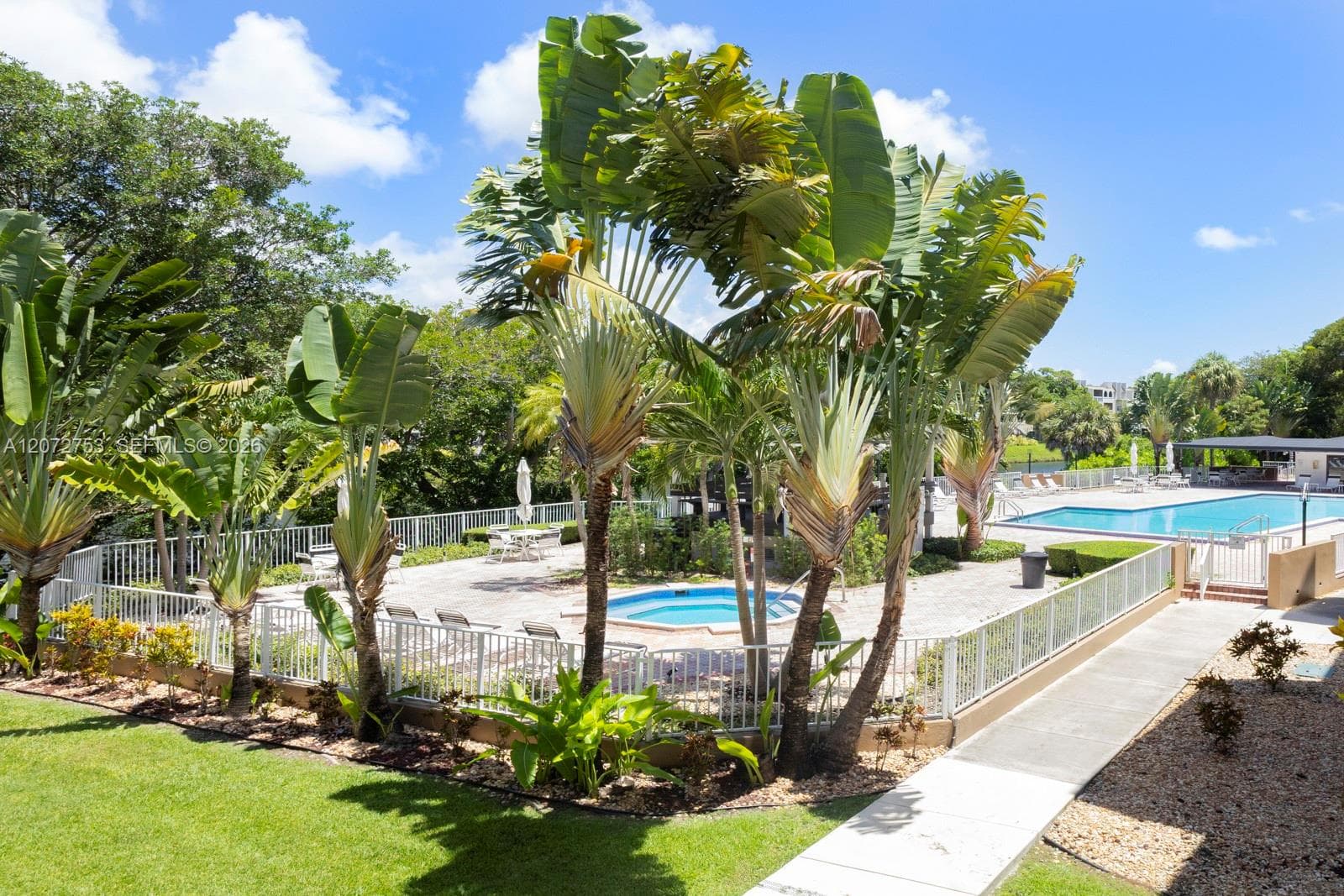 KINGS CREEK SO CONDO · #C-218 in Miami - Photo 4