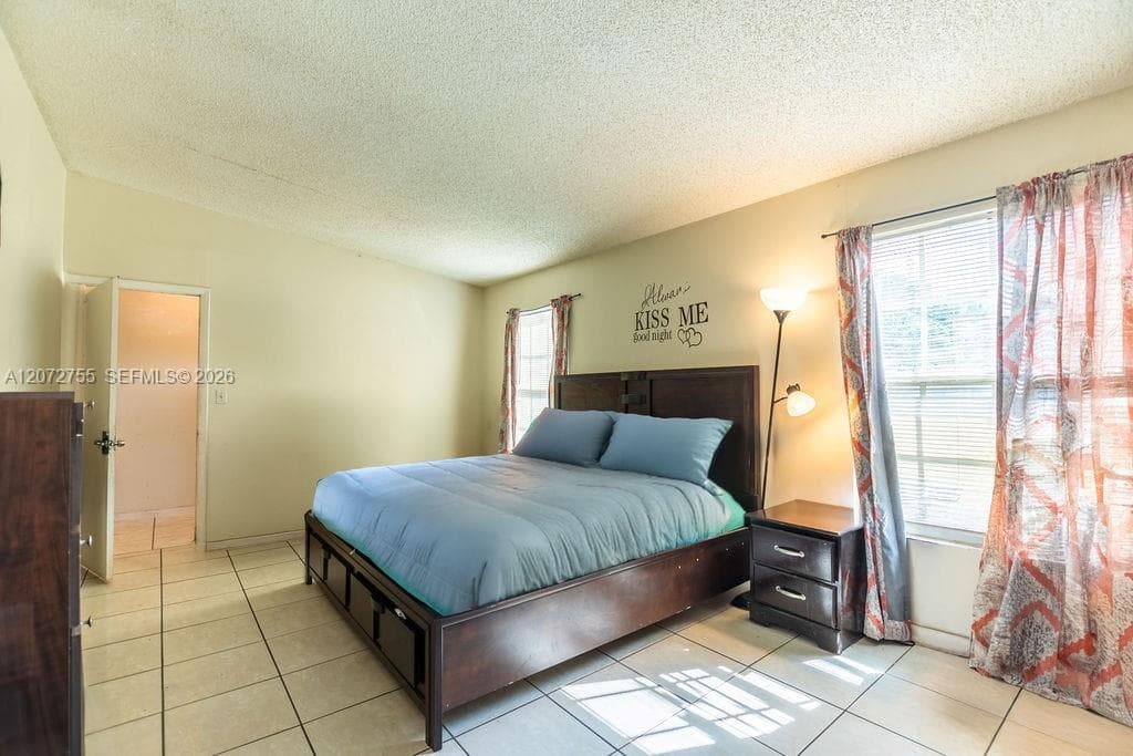 20404 NW 27th Ct photo 9