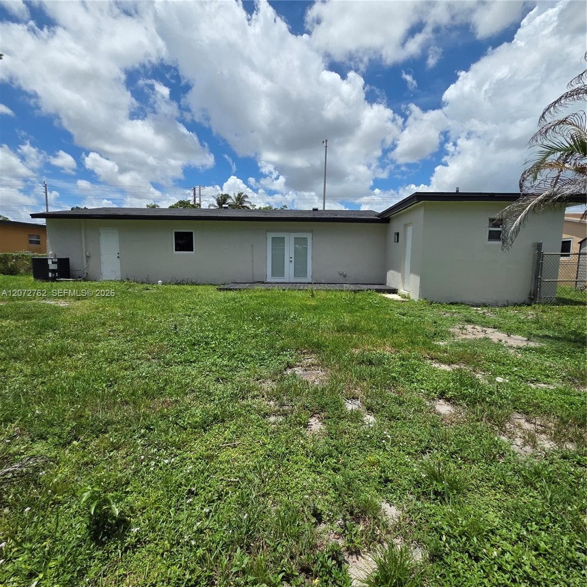 17301 NW 47th Ave photo 17