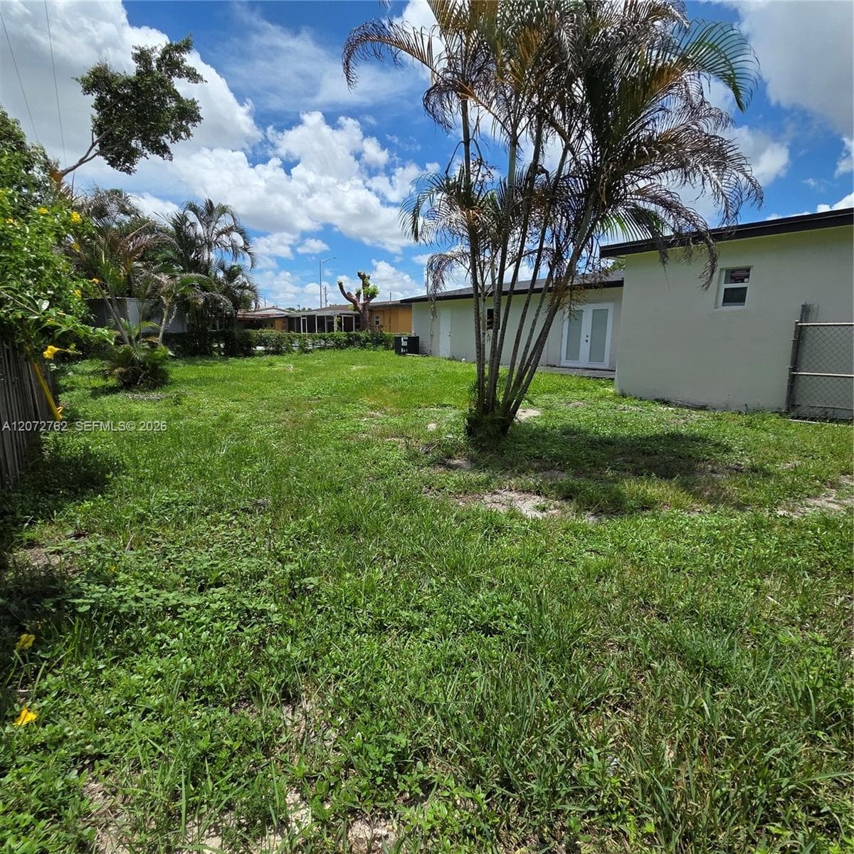 17301 NW 47th Ave photo 16