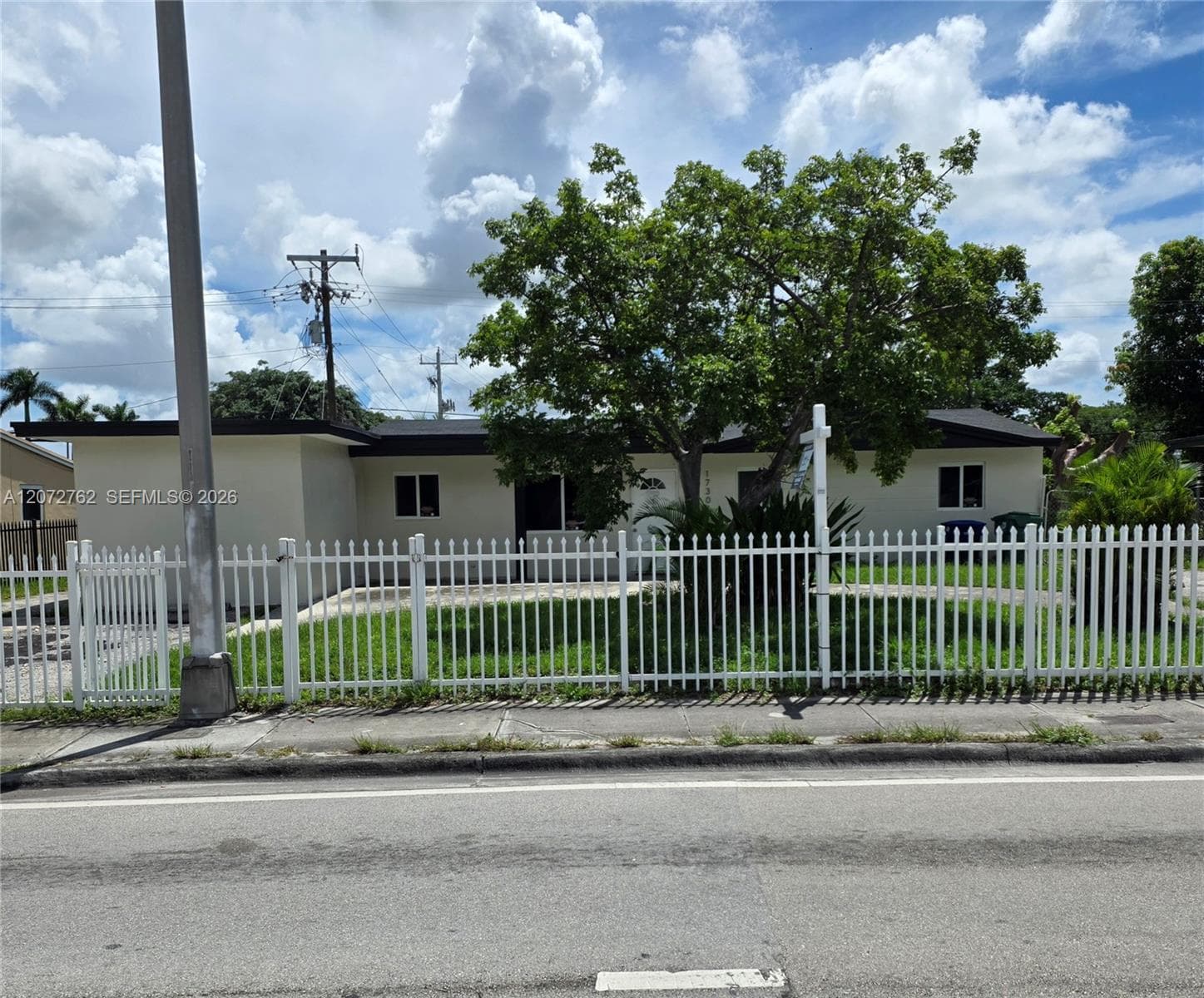 17301 NW 47th Ave photo 21